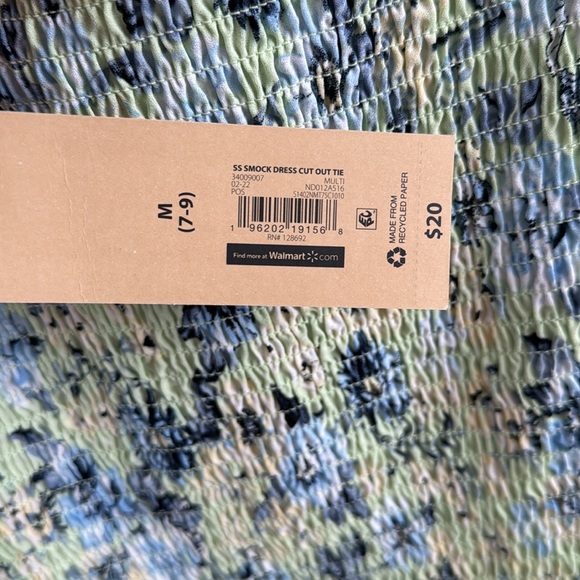 MADDEN NYC NWT green floral smocked dress - Picture 6 of 6